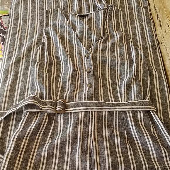 Who What Wear Plus Size Jumpsuit - Picture 4 of 11